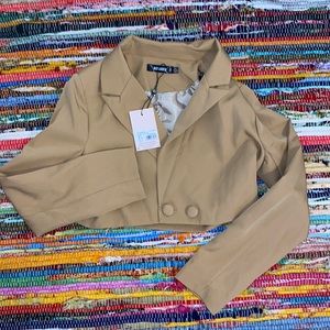 🧳 NWT Missguided Cropped One-Button Blazer
